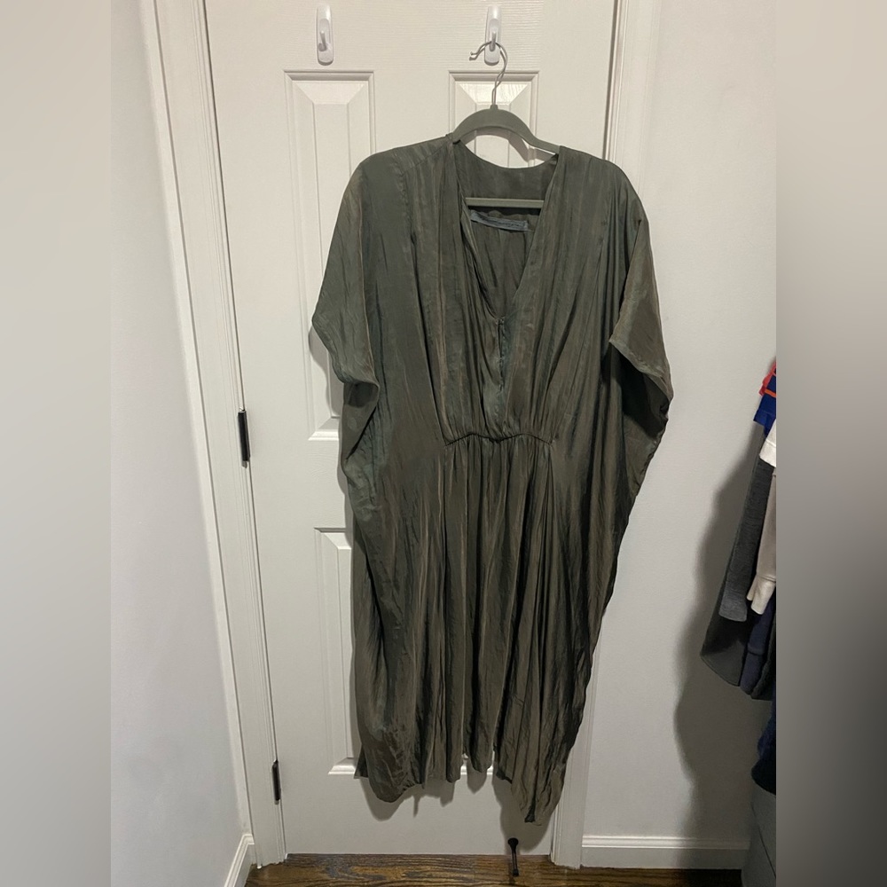 New Raquel Allegra dress